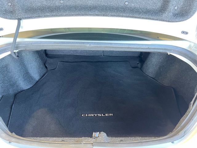 Used 2012 Chrysler 200 Limited image 13