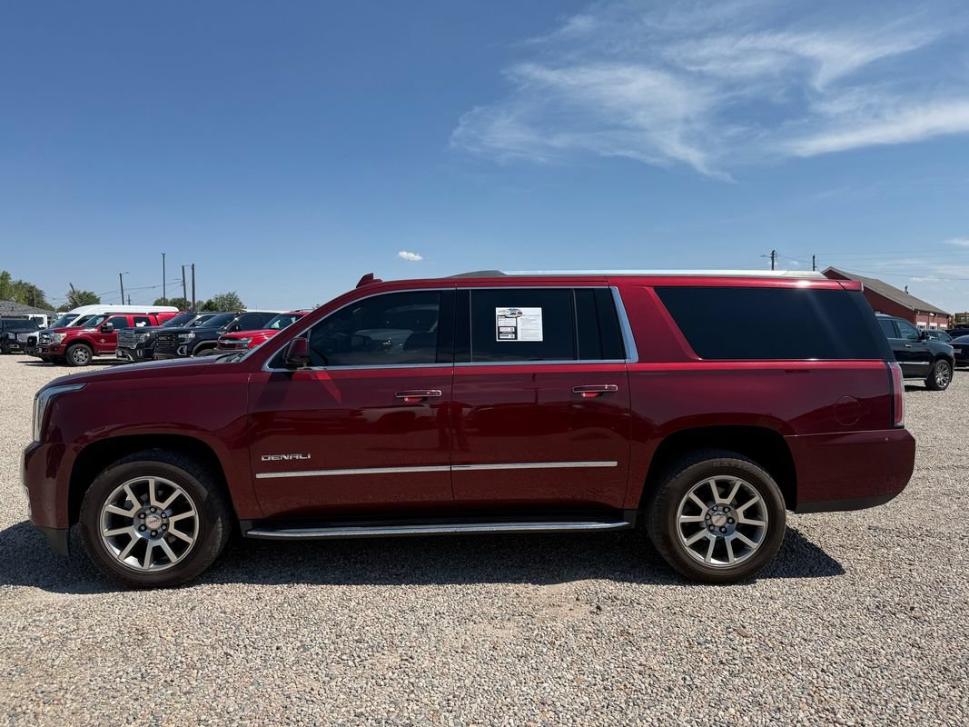 Used 2020 GMC Yukon XL Denali AWD/4WD image 6