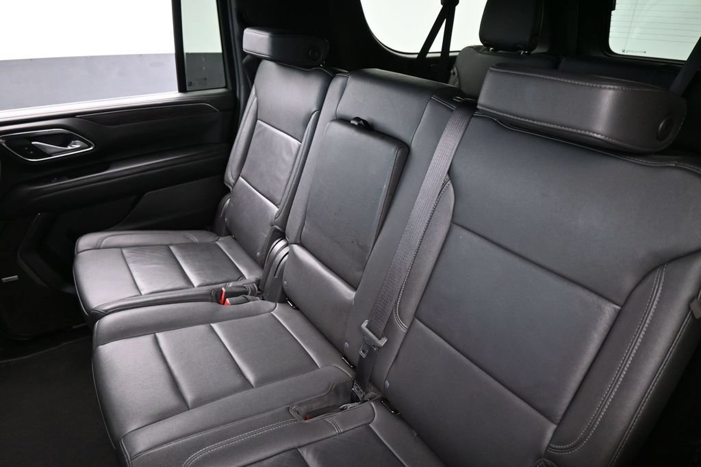 Used 2024 Chevrolet Suburban LT AWD/4WD image 36