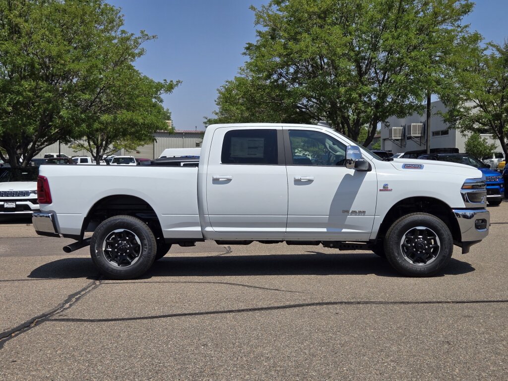 New 2026 RAM 2500 Laramie AWD/4WD image 2