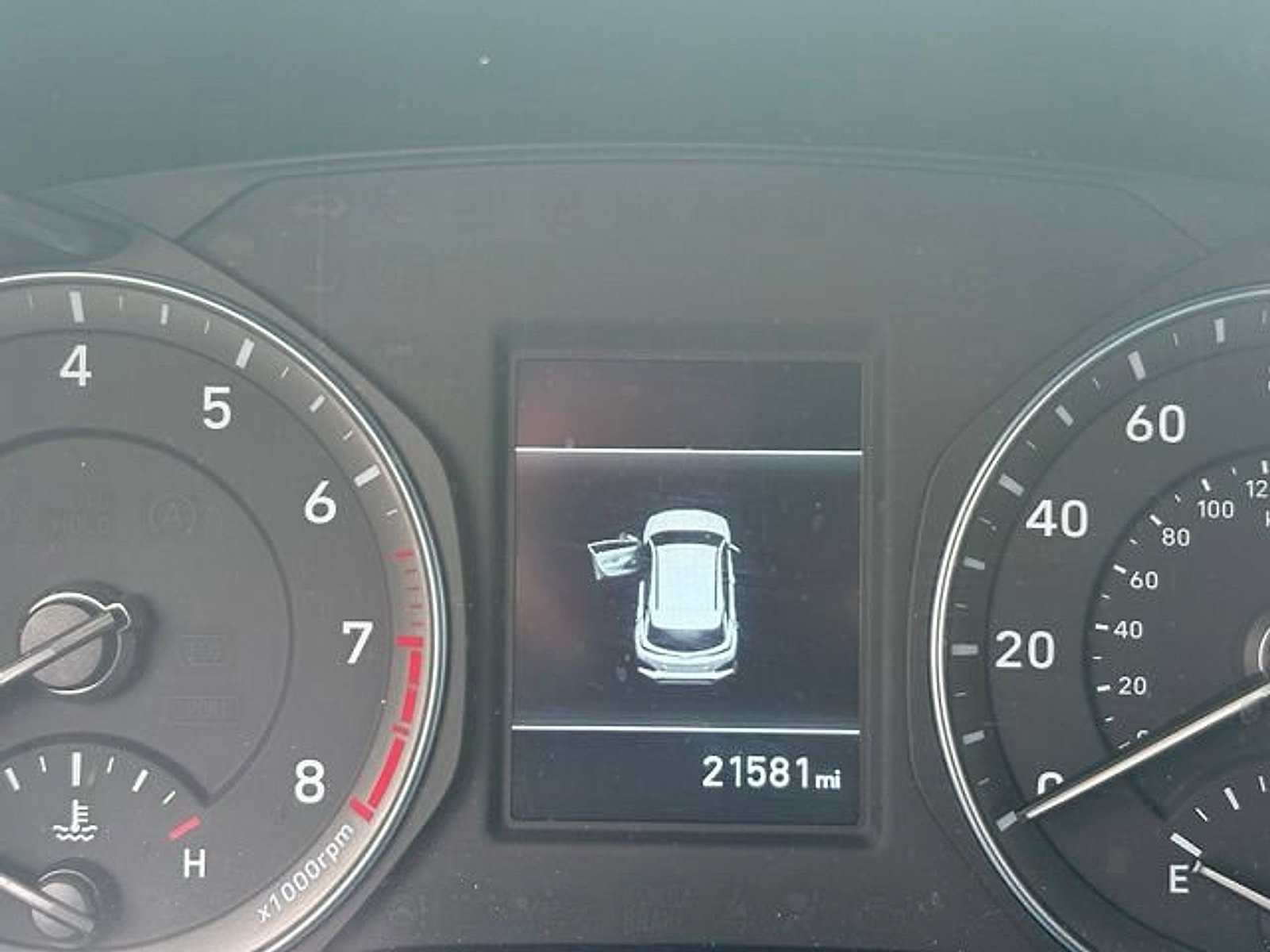 Used 2020 Hyundai Kona SE AWD/4WD image 11