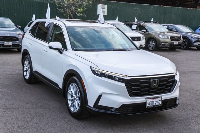 Used 2023 Honda CR-V EX image 3