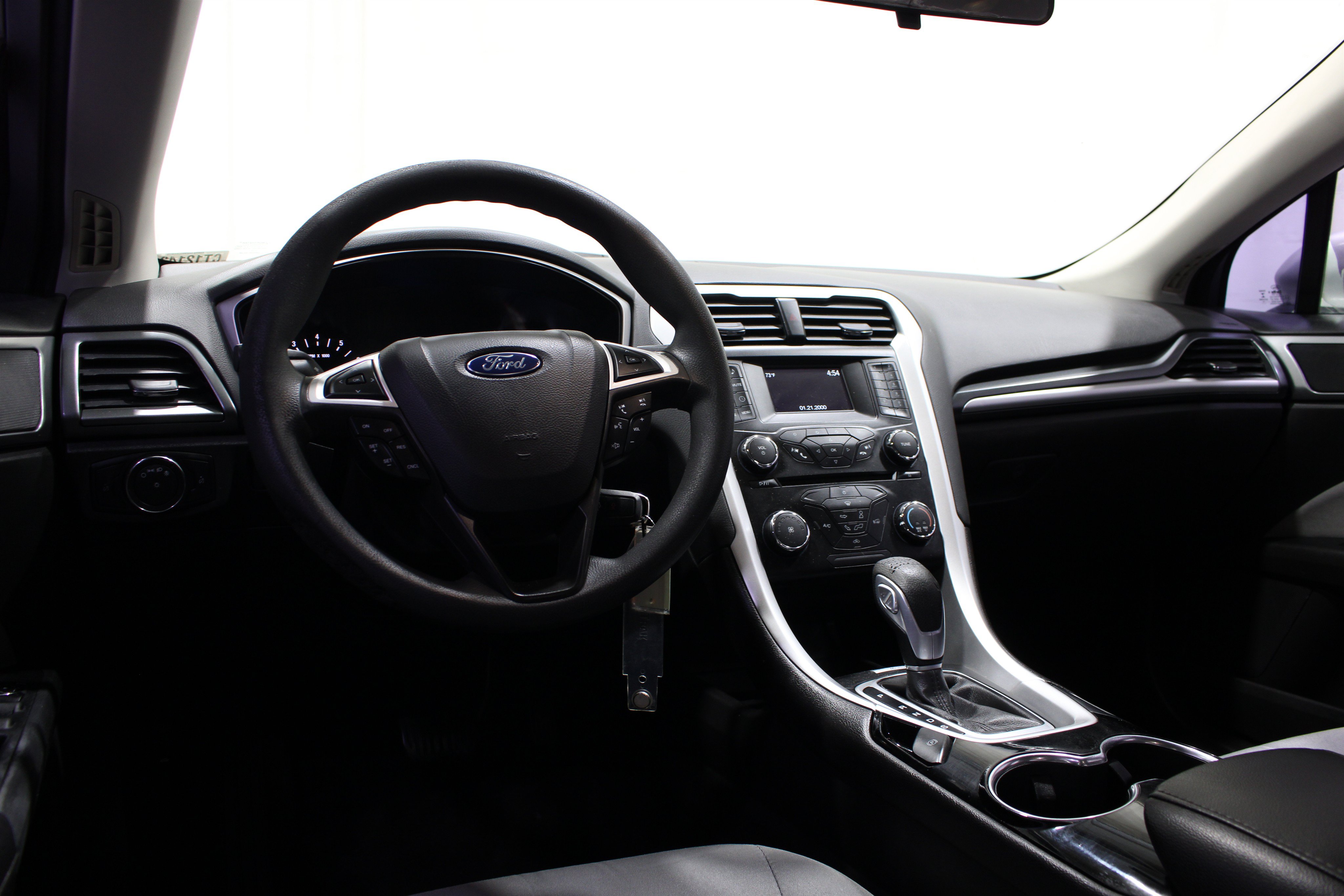 Used 2014 Ford Fusion S FWD image 2