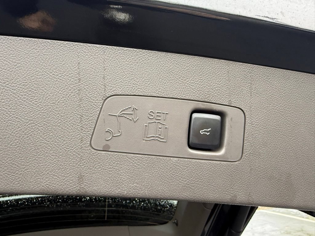 Used 2023 Lincoln Corsair AWD w/ Equipment Group 101A image 41