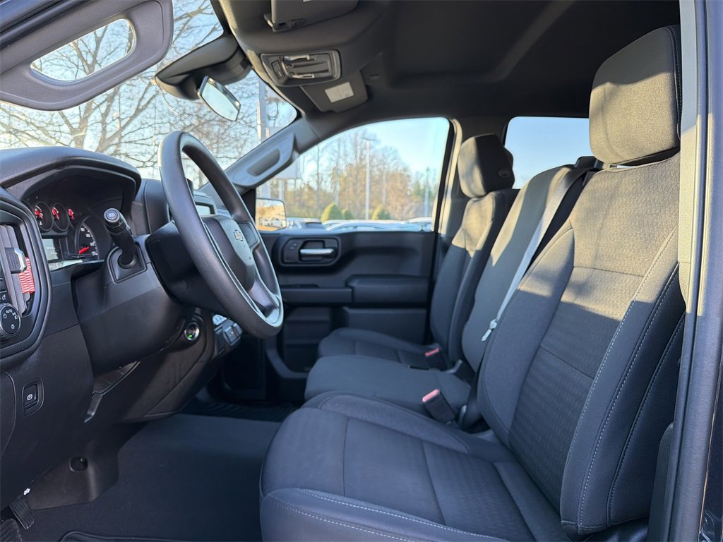 Used 2023 Chevrolet Silverado 1500 Custom image 10
