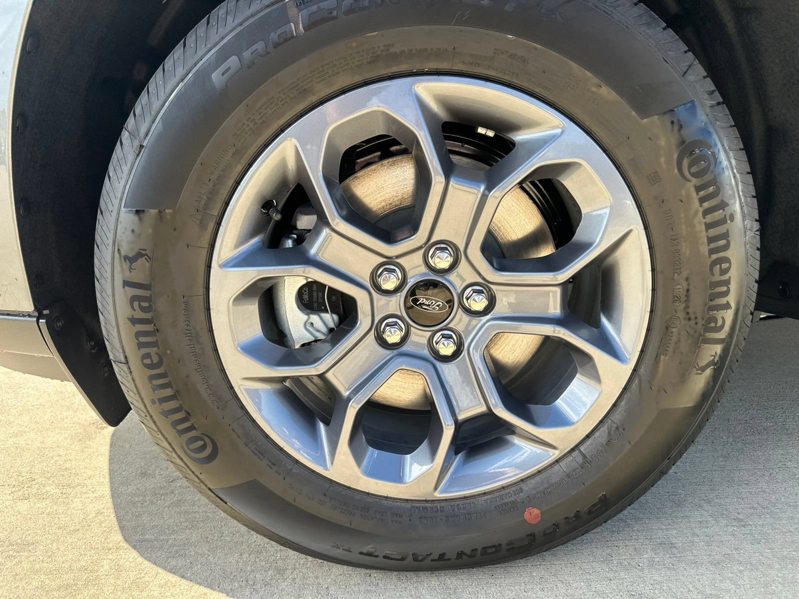 New 2026 Ford Maverick XLT w/ XLT Luxury Package FWD image 10