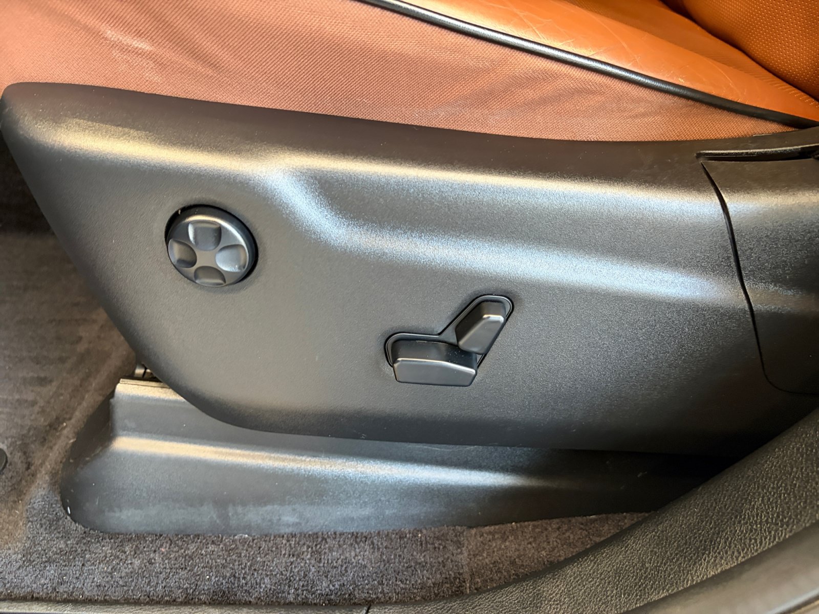 Used 2018 Jeep Grand Cherokee Summit AWD/4WD image 15