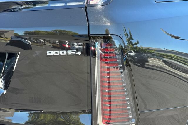 Certified 2026 Cadillac Vistiq Sport AWD/4WD image 27