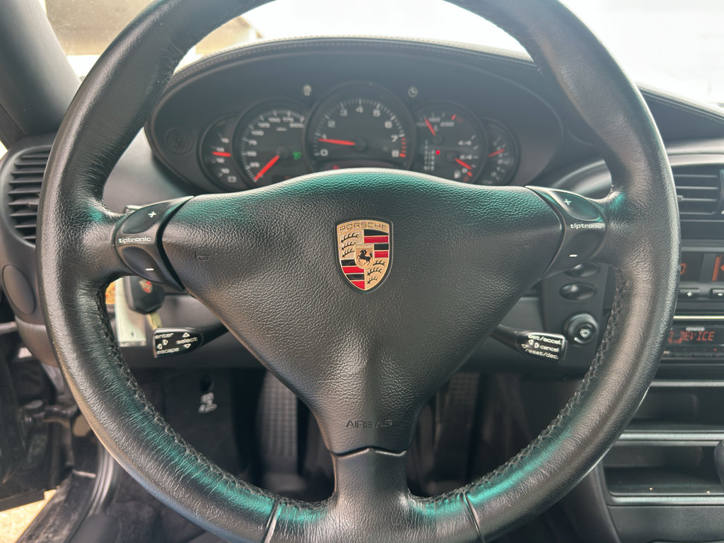 Used 2002 Porsche 911 Carrera RWD image 6