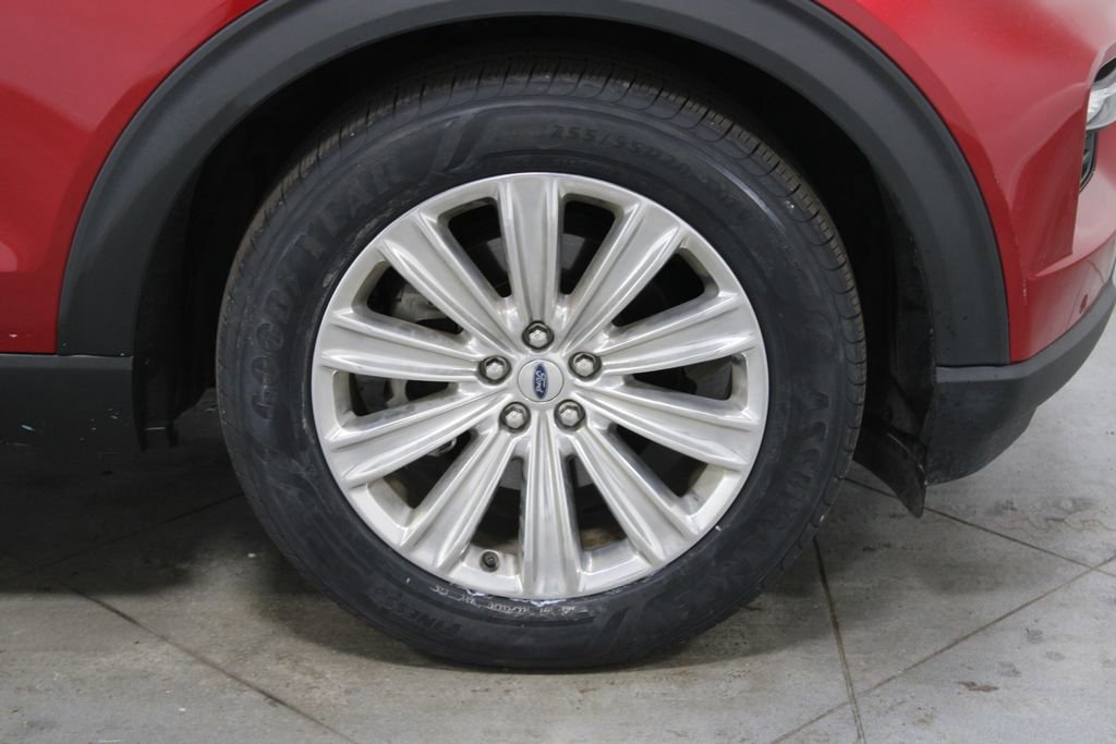 Used 2021 Ford Explorer Limited w/ Equipment Group 301A image 12
