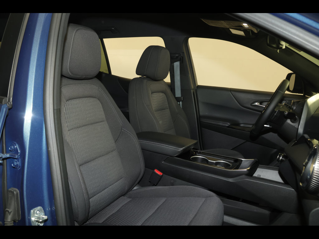 Used 2025 Chevrolet Equinox LT AWD/4WD image 29