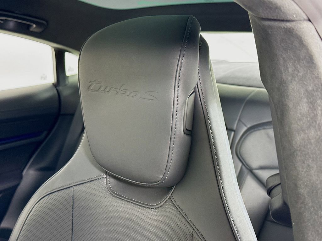 Certified 2020 Porsche Taycan Turbo S image 15