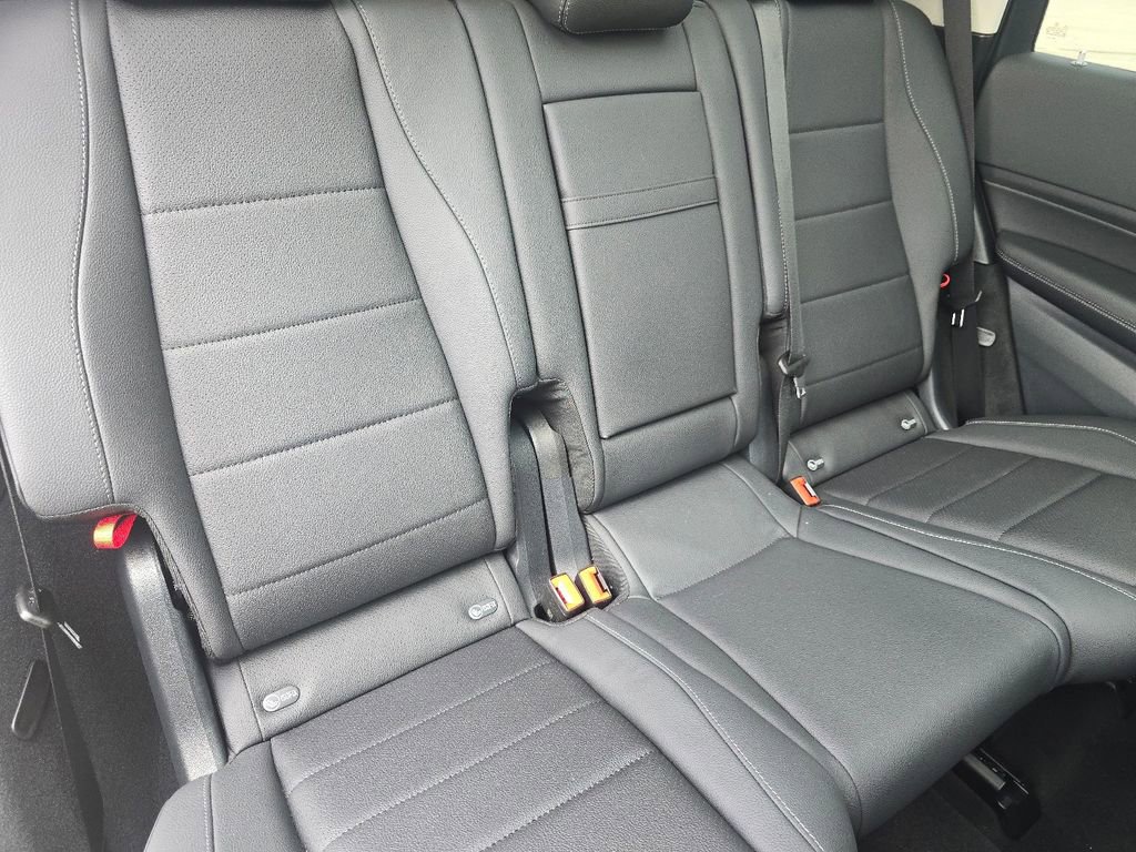 New 2026 Mercedes-Benz GLS 450 4MATIC image 21