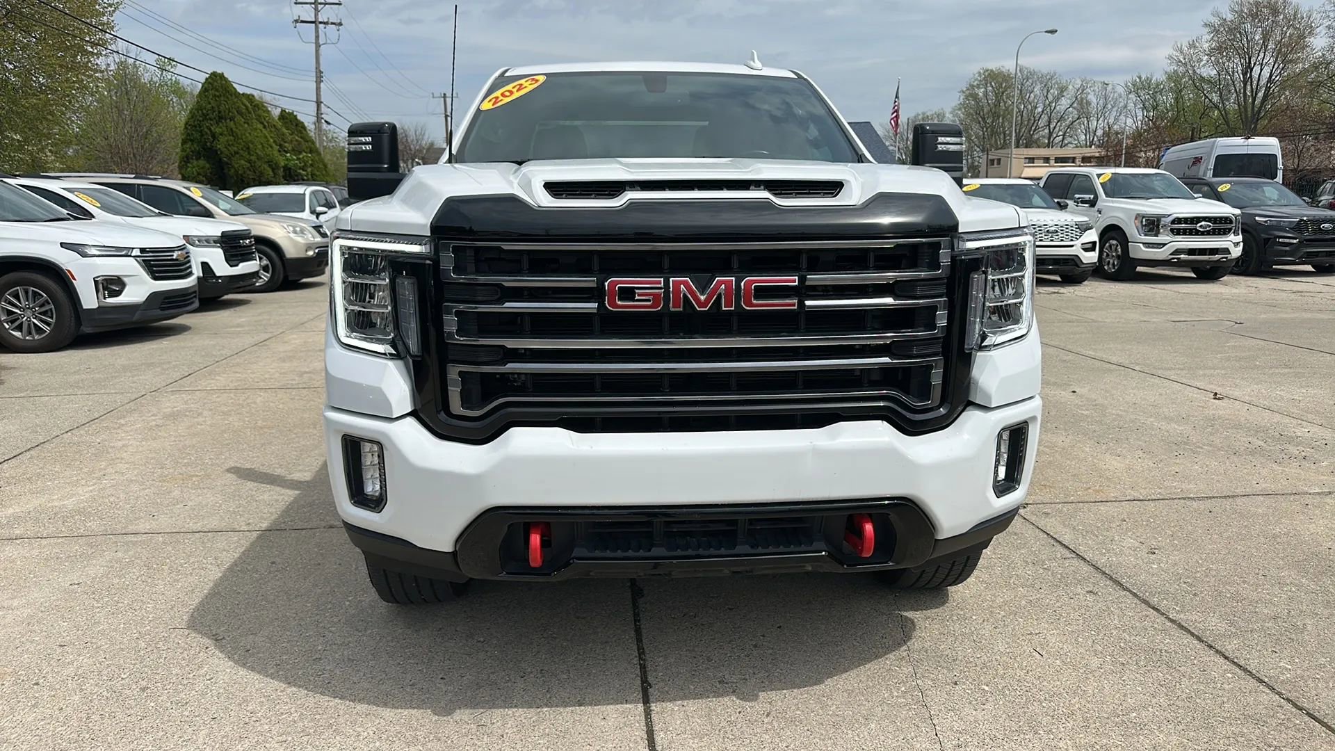 Used 2023 GMC Sierra 2500 AT4 w/ Gooseneck/5TH Wheel Package AWD/4WD image 2