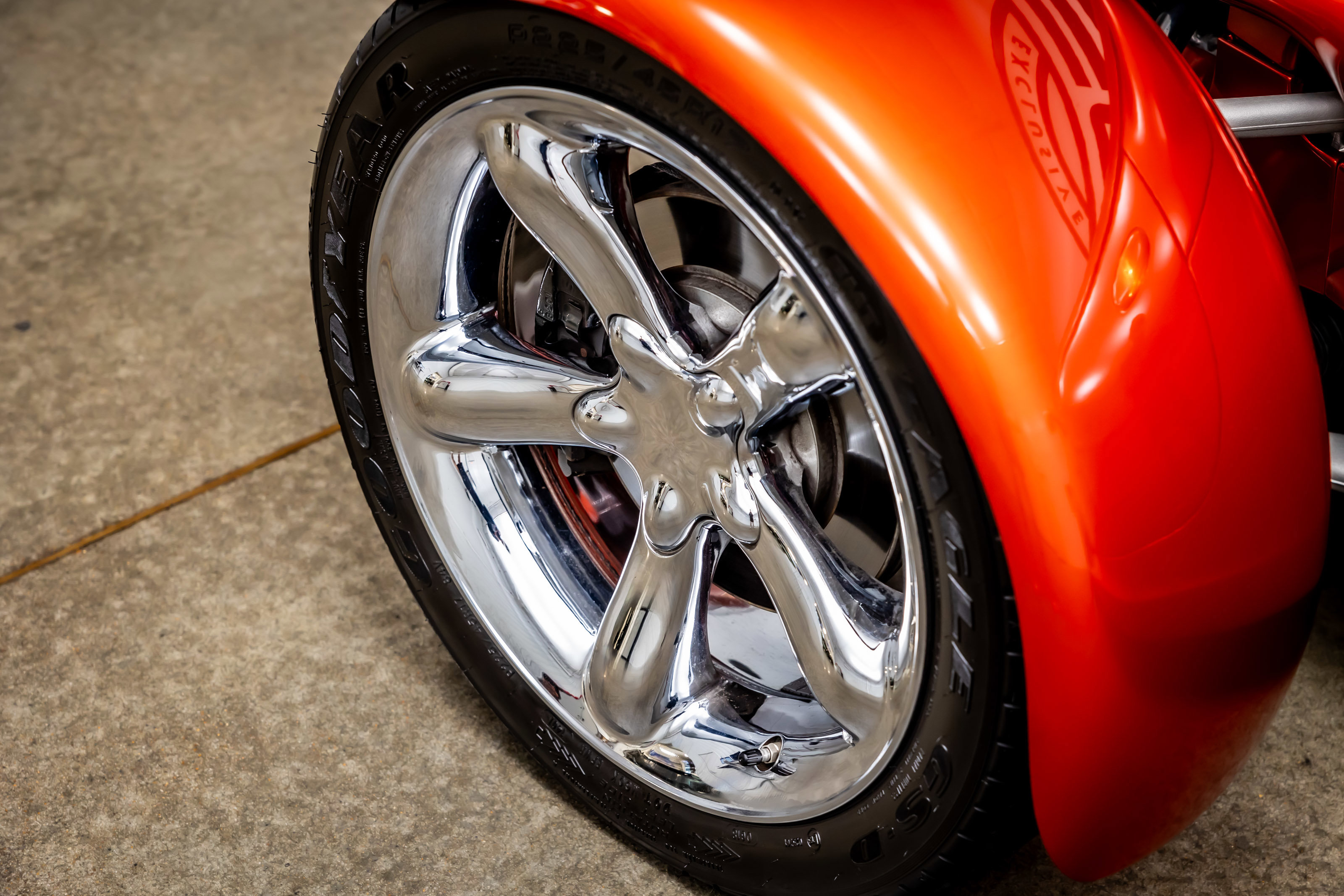 Used 2001 Chrysler Prowler image 15