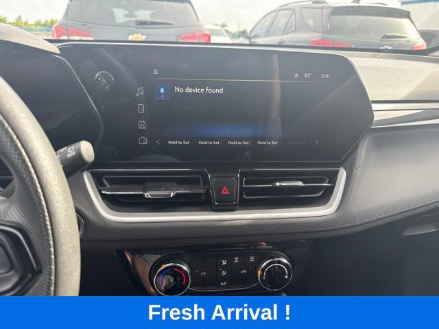 Used 2025 Chevrolet TrailBlazer LT FWD image 7