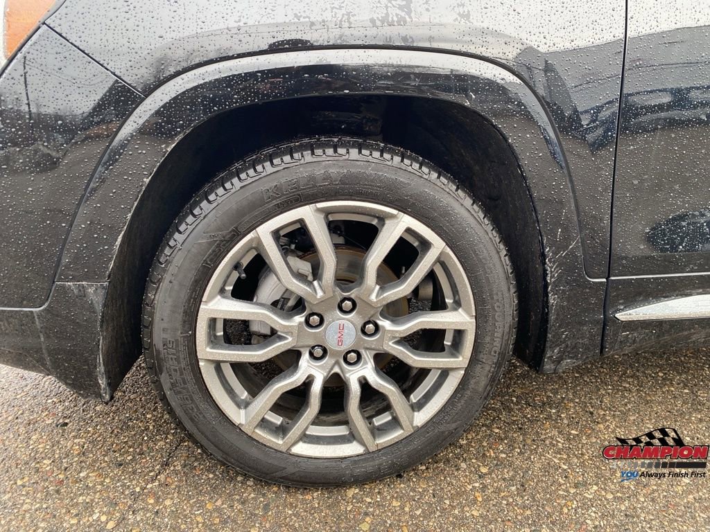 Used 2022 GMC Terrain Denali w/ LPO, Floor Liner Package image 12