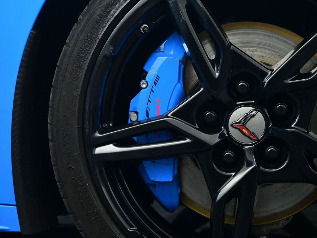 Used 2023 Chevrolet Corvette Stingray w/ Z51 Performance Package image 23