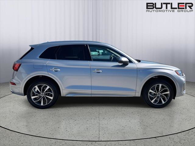 Certified 2025 Audi Q5 2.0T Premium Plus w/ Premium Plus Package AWD/4WD image 4