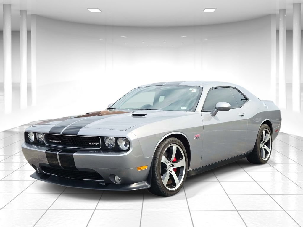 Used 2014 Dodge Challenger SRT8 w/ Harman/Kardon Audio Group RWD image 7
