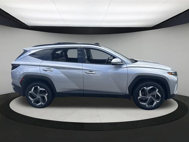 Certified 2023 Hyundai Tucson Limited AWD/4WD image 3