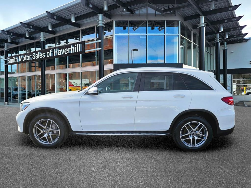 Used 2019 Mercedes-Benz GLC 300 4MATIC image 2