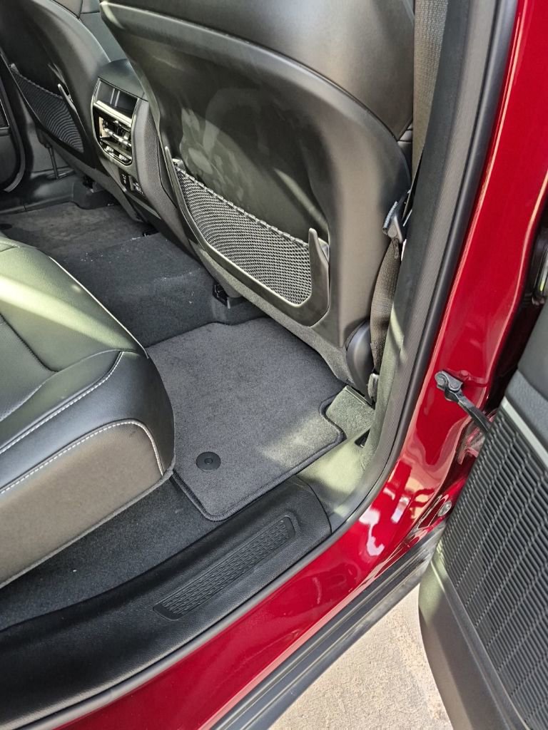 New 2024 Jeep Grand Cherokee Limited 4xe w/ Luxury Tech Group II image 30