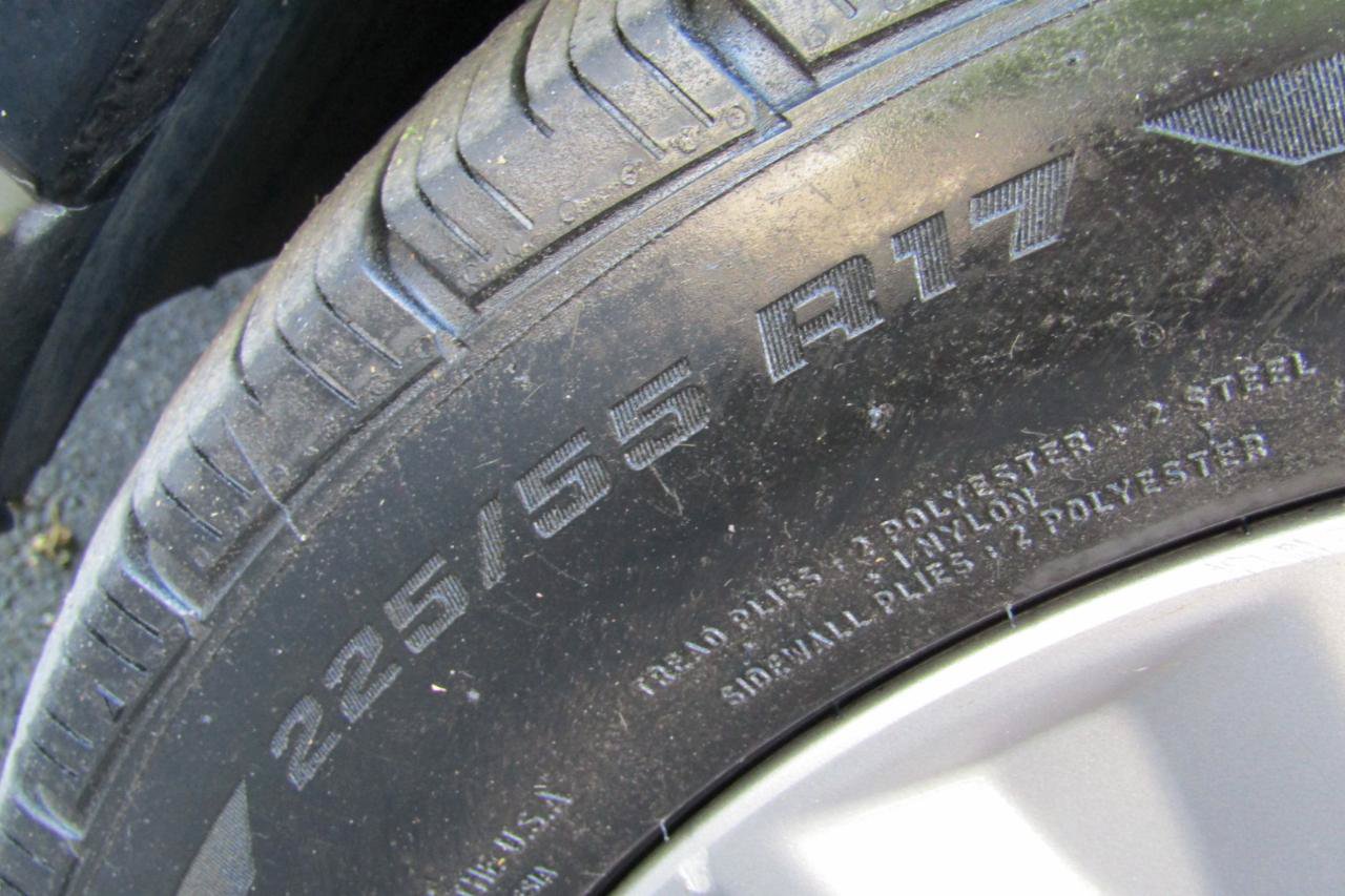 Used 2005 Subaru Outback 3.0R L.L. Bean AWD/4WD image 33