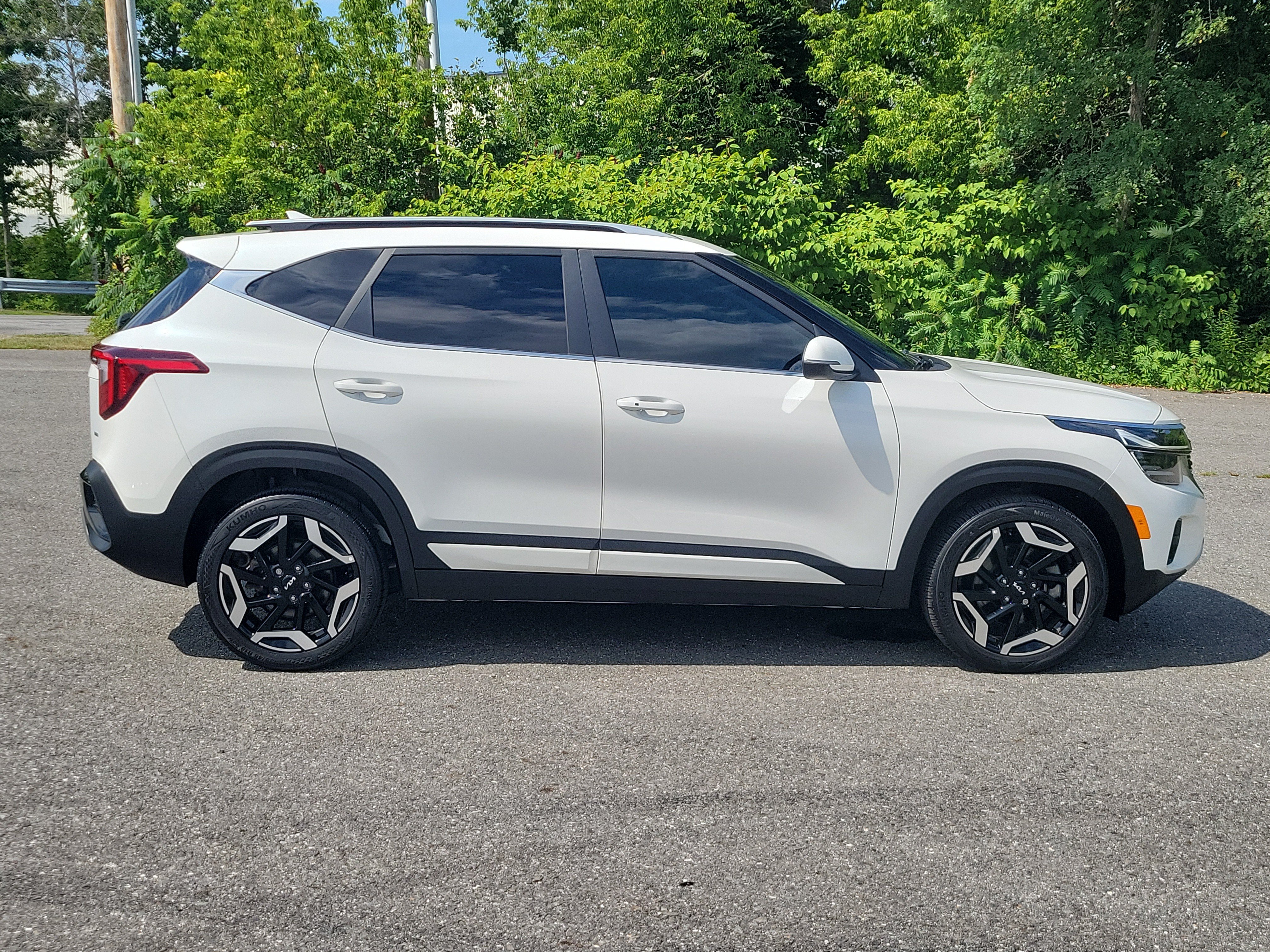 Used 2024 Kia Seltos SX AWD/4WD image 4