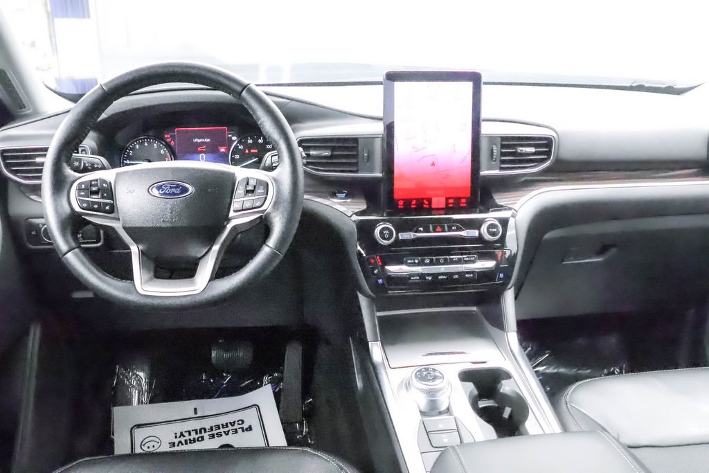 Used 2022 Ford Explorer Limited w/ Limited Technology Package image 22