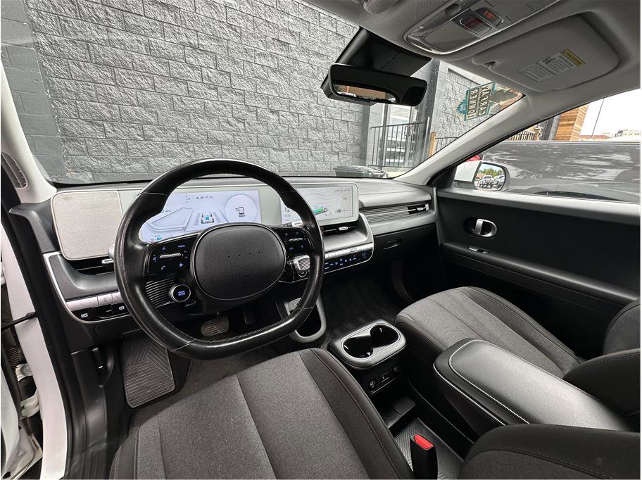 Used 2024 Hyundai Ioniq 5 SEL AWD/4WD image 2