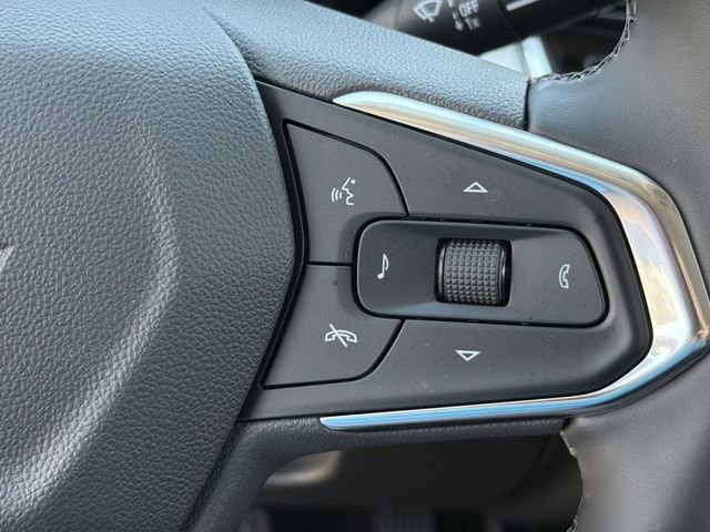 Used 2026 Chevrolet Trax LT w/ Sunroof Package image 29