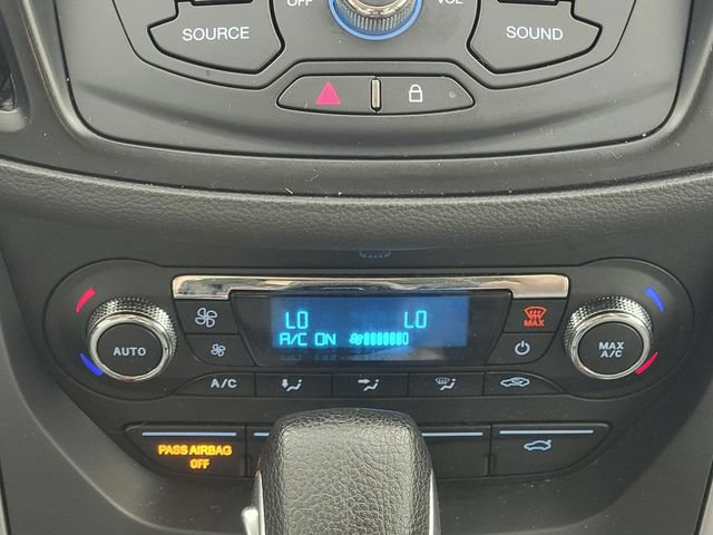 Used 2015 Ford Escape SE w/ Equipment Group 201A AWD/4WD image 23