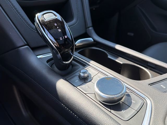 Used 2025 Cadillac XT6 Premium Luxury image 32