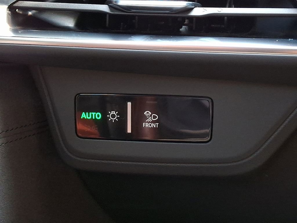 Certified 2022 Audi RS e-tron GT w/ Carbon Performance Package image 25