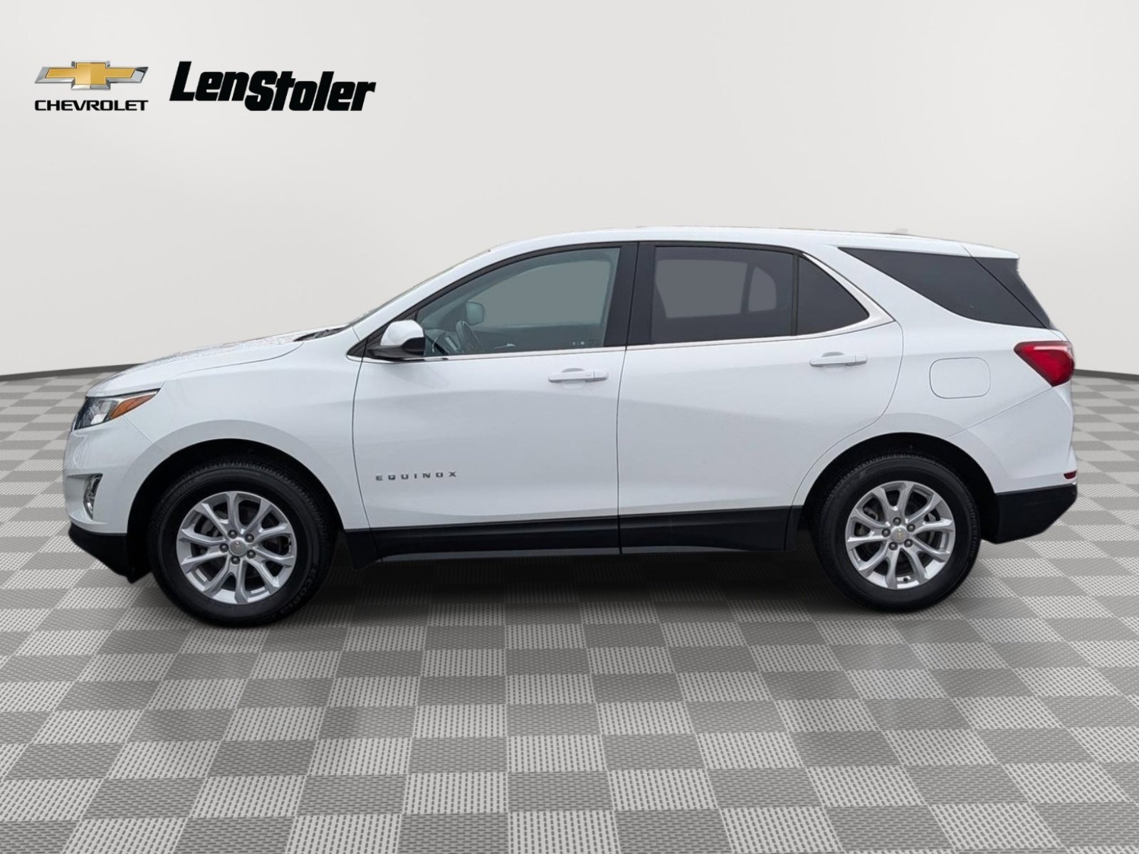 Used 2020 Chevrolet Equinox LT image 2