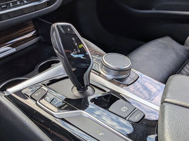 Used 2019 BMW 530i xDrive w/ Convenience Package AWD/4WD image 12