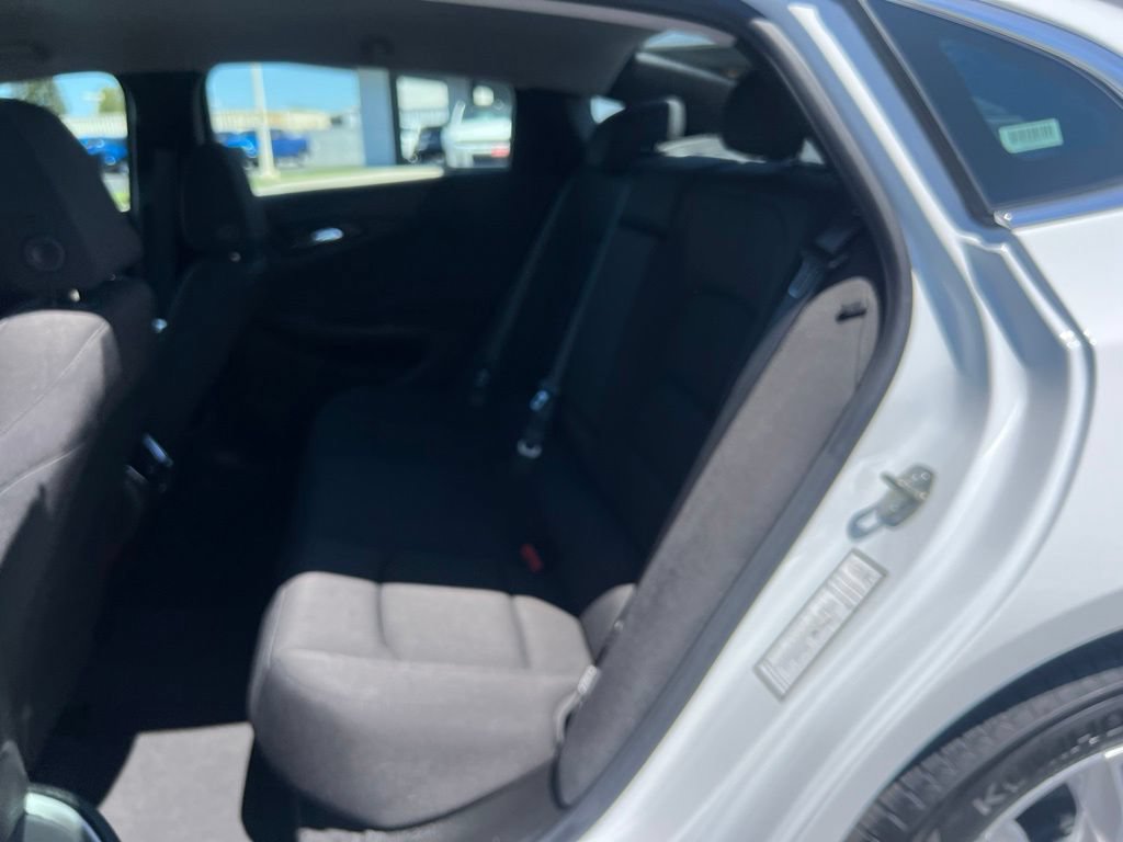 Used 2023 Chevrolet Malibu LT FWD image 28