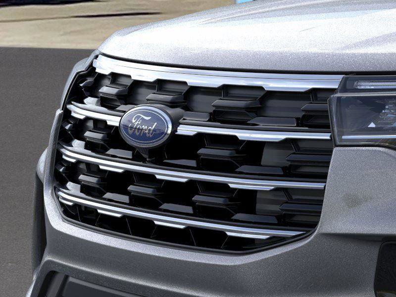 New 2025 Ford Explorer Active w/ Active Comfort Package image 17