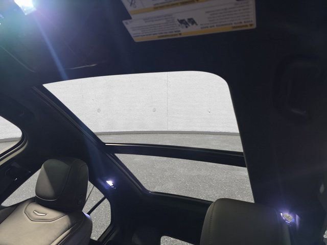 Used 2022 Cadillac XT4 Premium Luxury w/ Technology Package image 30