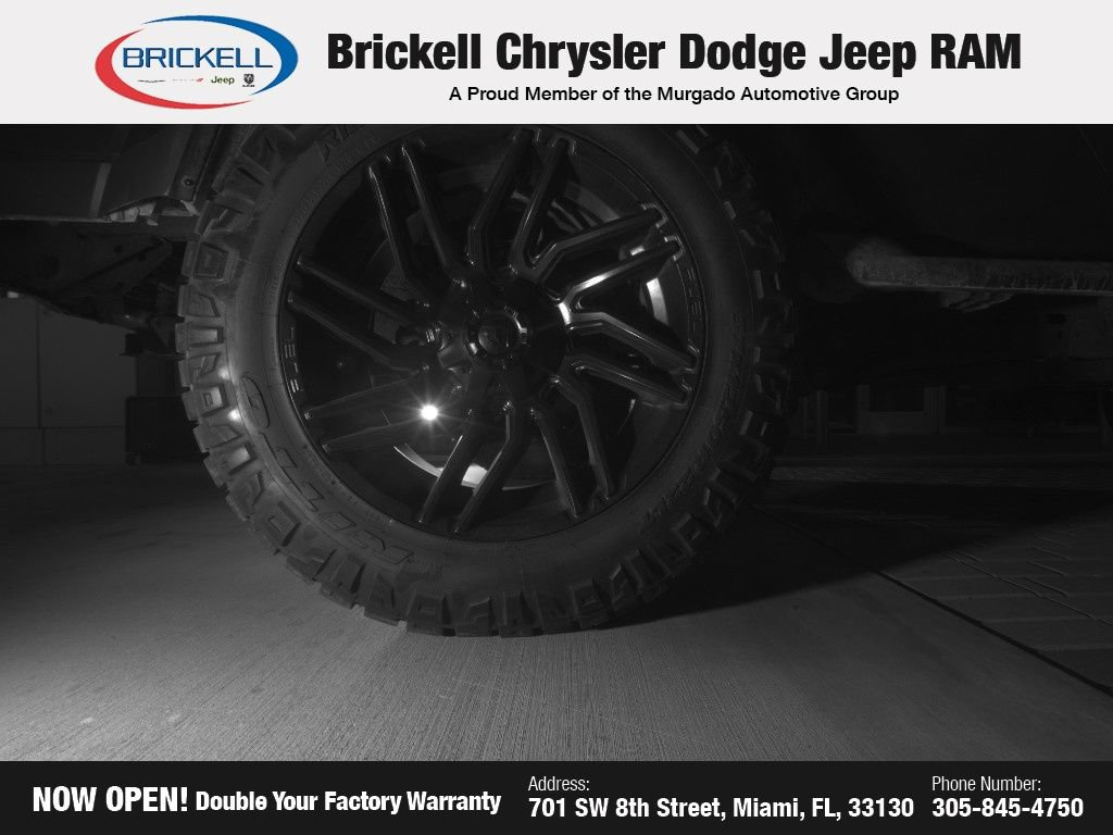 Used 2022 Jeep Gladiator Overland w/ LED Lighting Group AWD/4WD image 11