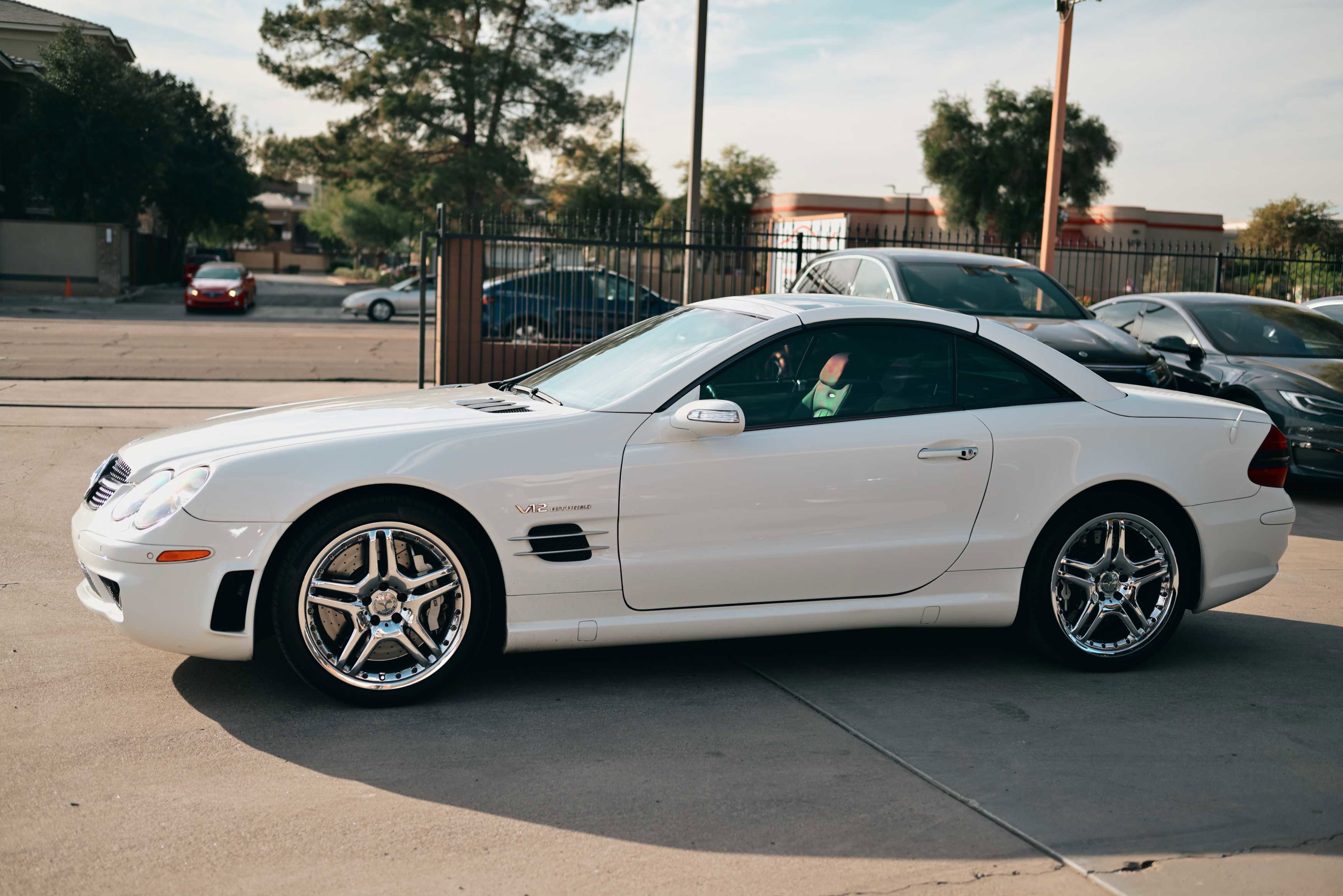 Used 2005 Mercedes-Benz SL 65 AMG image 8