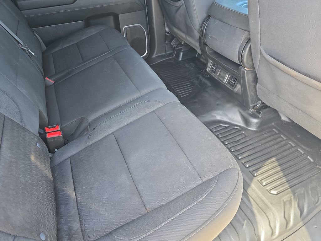 Used 2024 Chevrolet Silverado 2500 LT w/ Convenience Package image 11