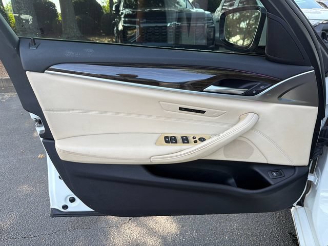 Used 2018 BMW 530i RWD image 10