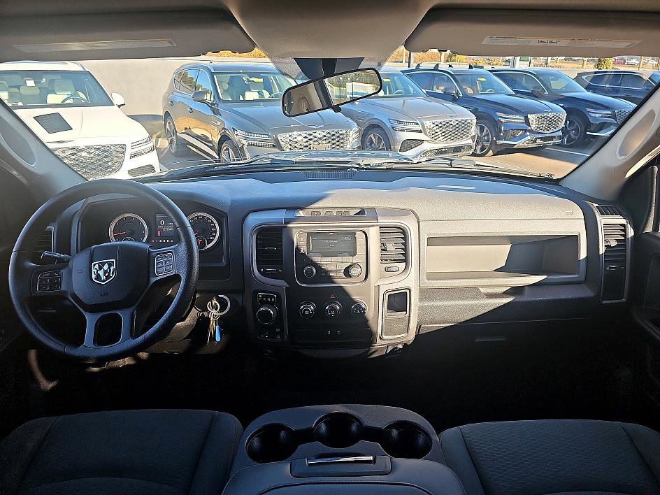 Used 2017 RAM 1500 Express image 27