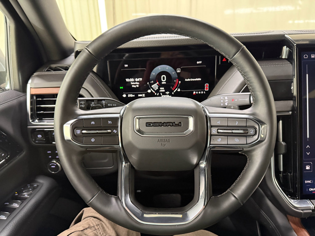 Certified 2025 GMC Yukon Denali AWD/4WD image 35