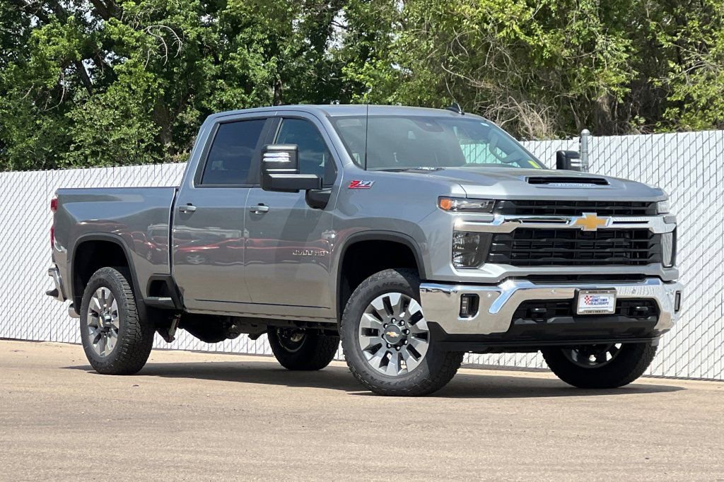 New 2026 Chevrolet Silverado 2500 LT w/ All Star Edition AWD/4WD image 2