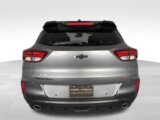 Used 2022 Chevrolet TrailBlazer RS w/ Technology Package image 6