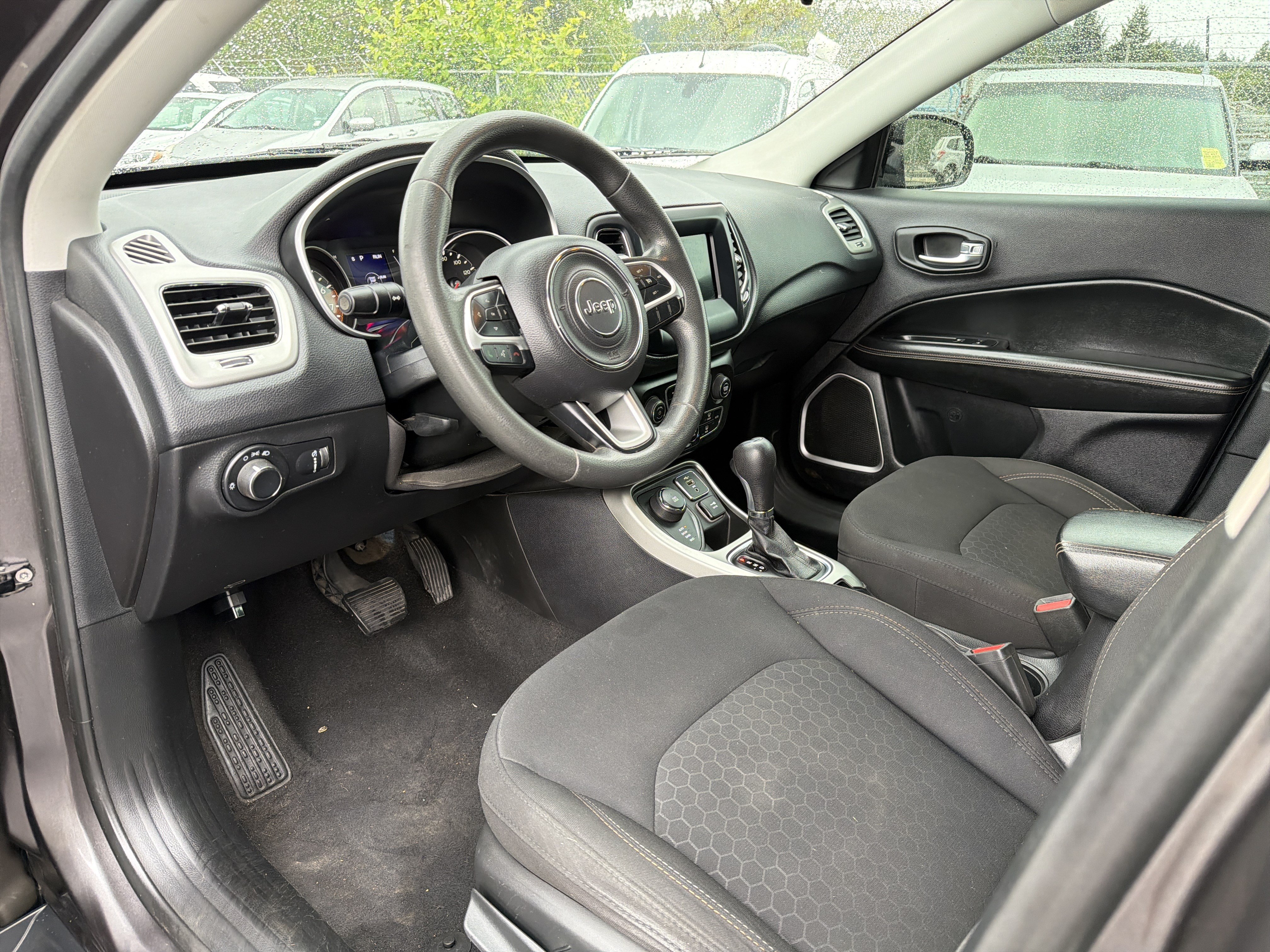 Used 2021 Jeep Compass Sport AWD/4WD image 7