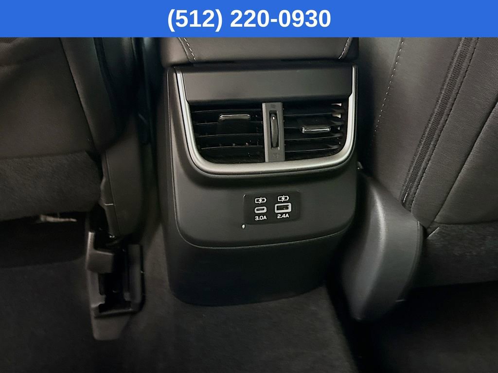 Used 2025 Subaru Outback Premium AWD/4WD image 31